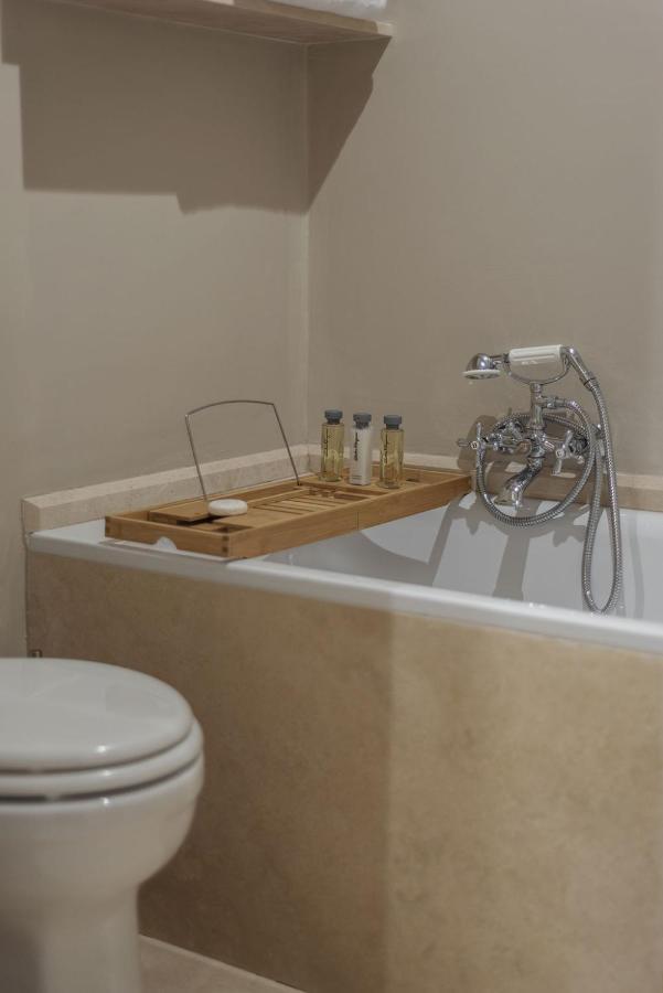 Casa Pace, A Burghesius Apartment *